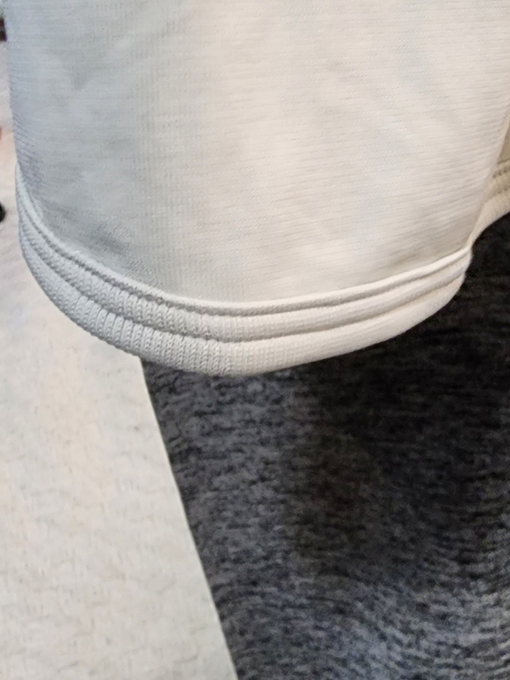 Gymshark White Logo Tank Sz SM - Picture 5 of 8